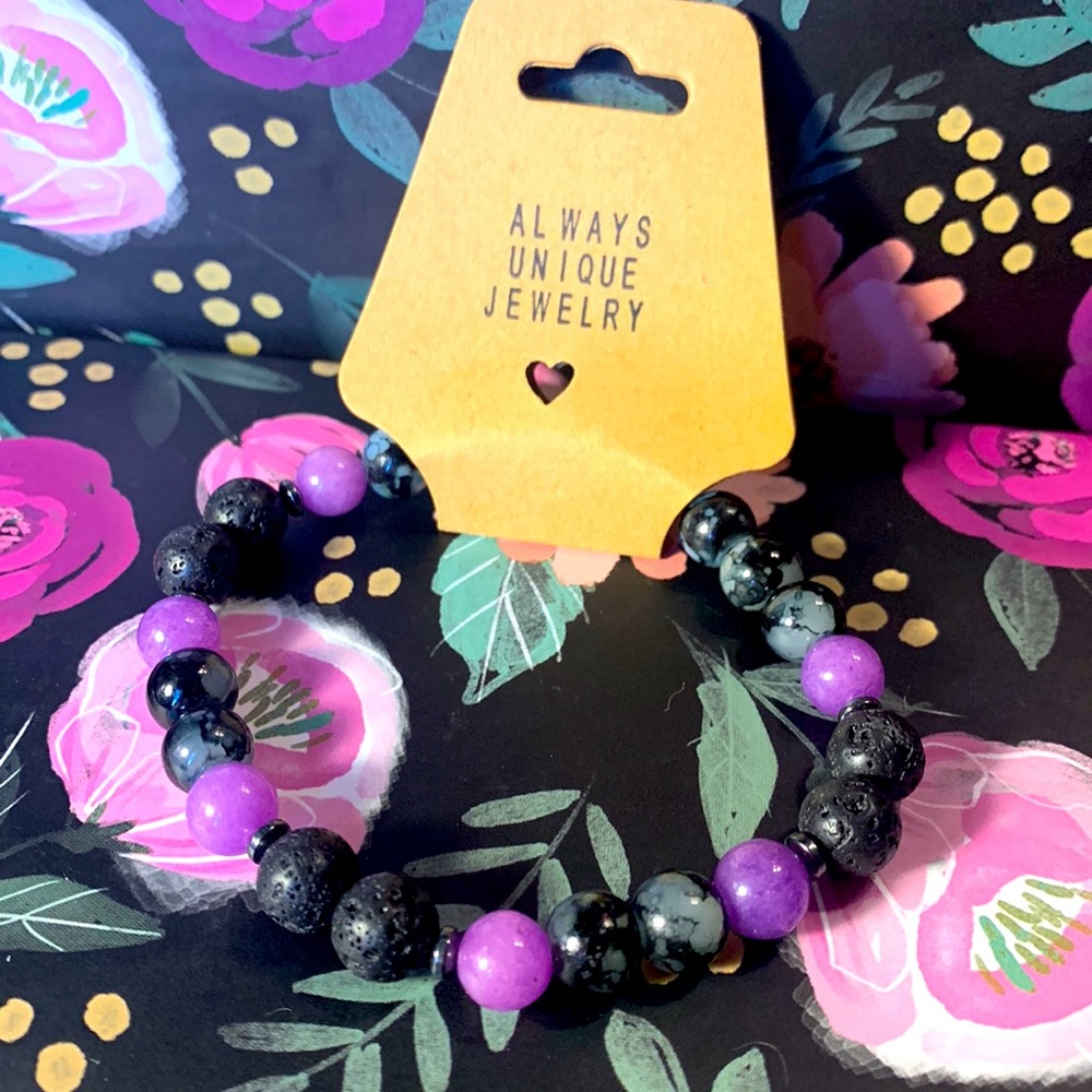 Lava stone stretch bracelet